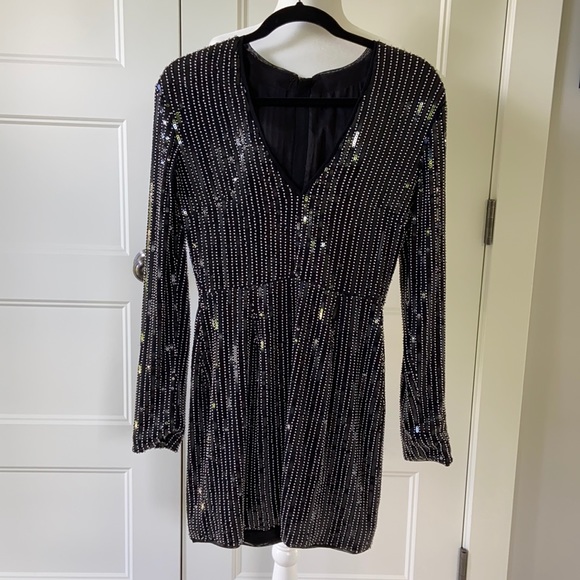 Haney Carlotta V-Neck Sequin Mini Dress - Picture 7 of 13